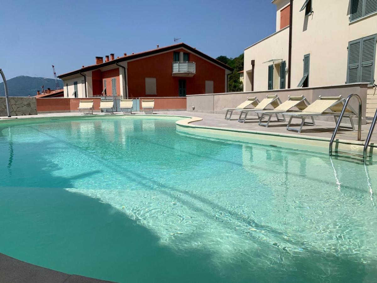 דירות לה ספציה Pool House מראה חיצוני תמונה